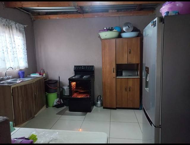3 BEDROOM HOUSE FOR SALE IN LOTUS GARDENS